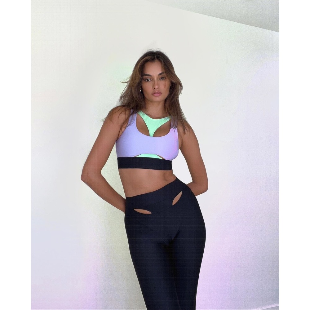 Alo Yoga Airlift High Waist Cutaway Legging Black Women's M Cutout Front - Picture 16 of 16